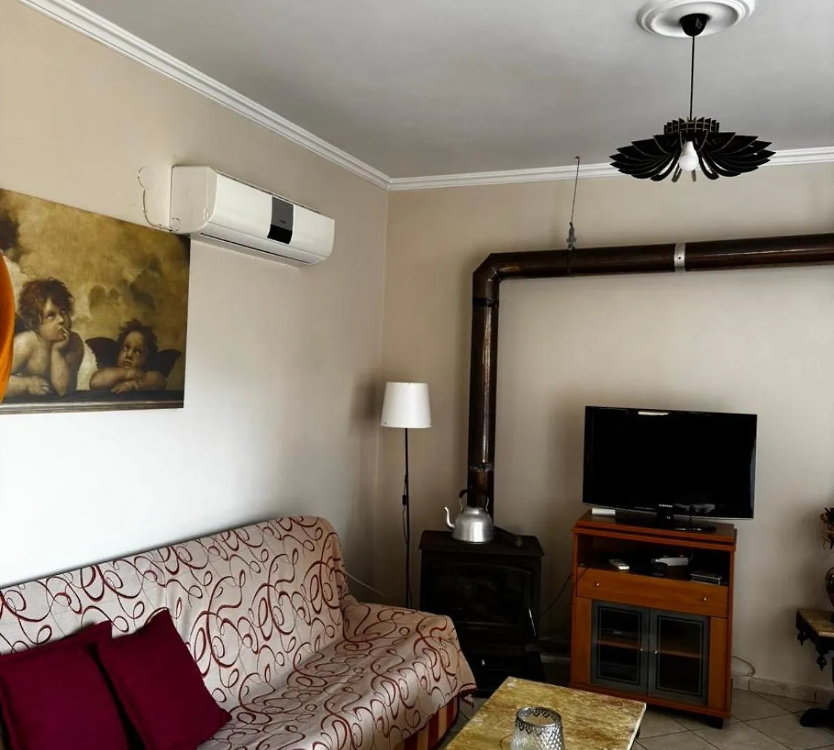 Daisy Maisonette Poros  Grekland